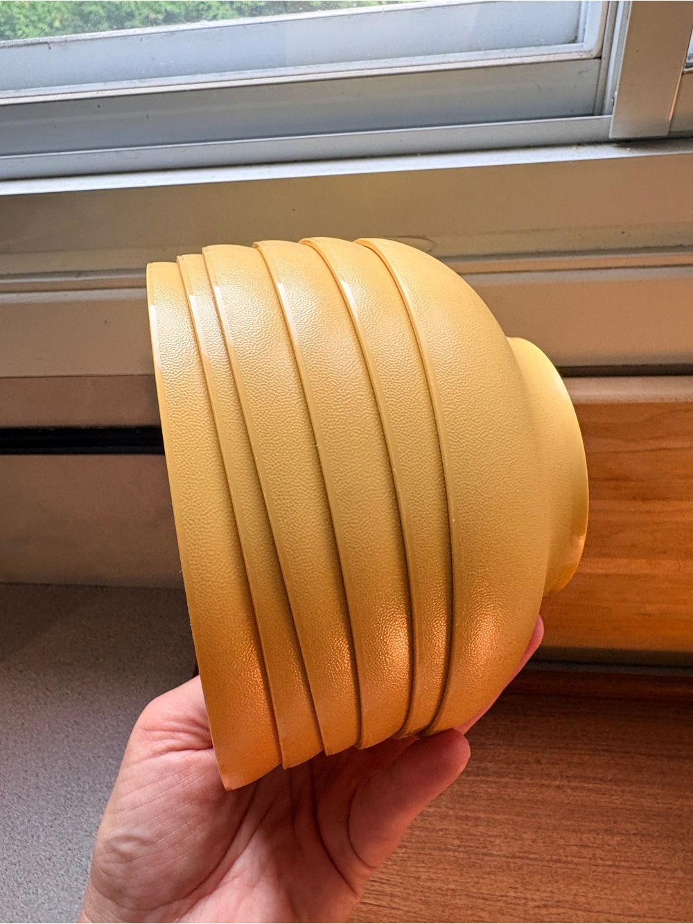 Vintage # 890 Tupperware Harvest Gold Cereal Bowls - Set of 6